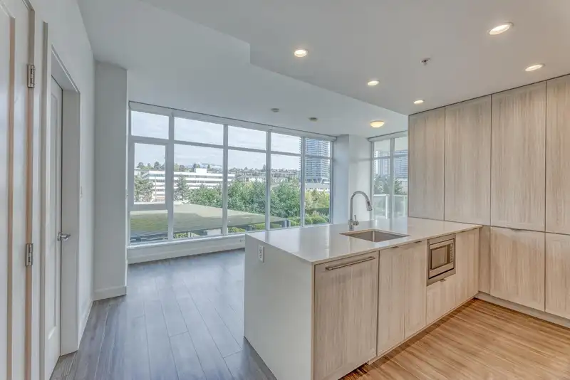 506 2311 BETA AVENUE - photo 1 of 19