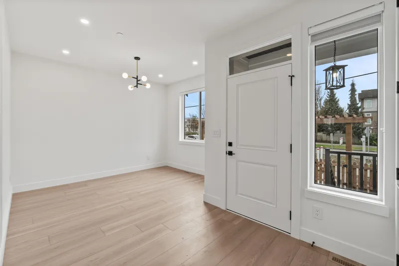 20997 83 AVENUE - photo 3 of 25