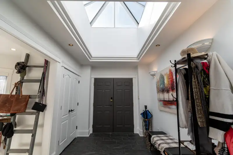 401 20448 PARK AVENUE - photo 4 of 40