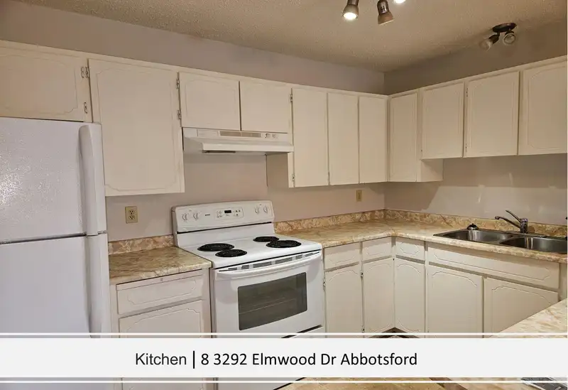 8 3292 ELMWOOD DRIVE - photo 4 of 25