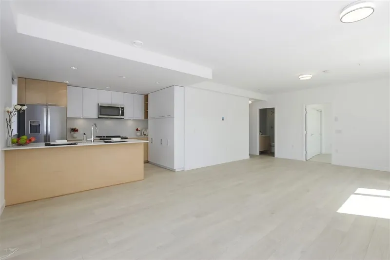 TH1 13963 105 BOULEVARD - photo 4 of 18