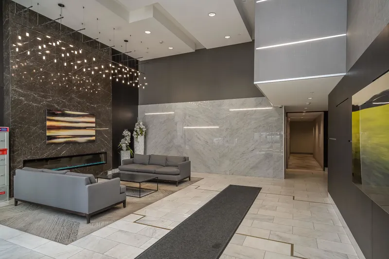 1705 3487 BINNING ROAD - photo 4 of 25