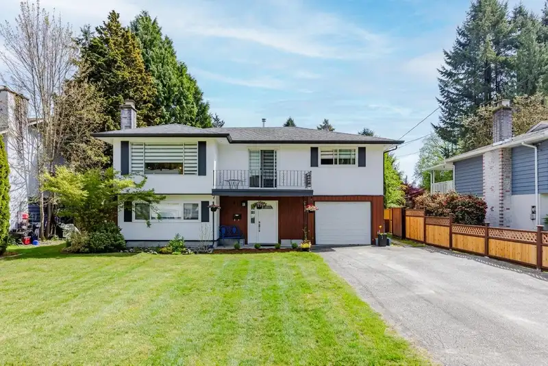 3778 KILLARNEY STREET - photo 2 of 39