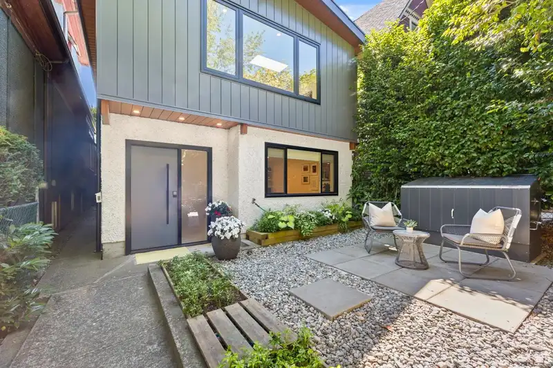 1346 E 15TH AVENUE - photo 4 of 38
