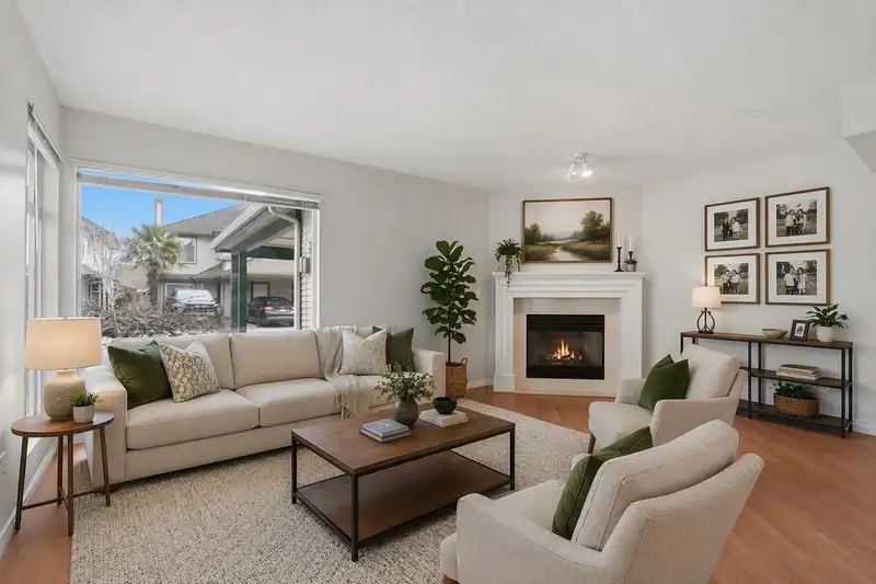 45 4756 62 STREET - photo 1 of 35