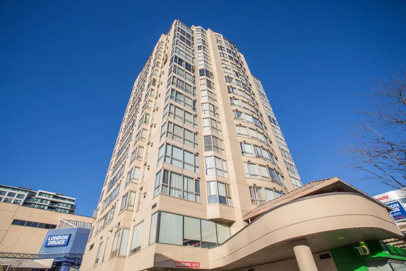 801 7995 WESTMINSTER HIGHWAY - photo 1 of 25