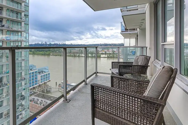 1606 988 QUAYSIDE DRIVE - photo 1 of 31