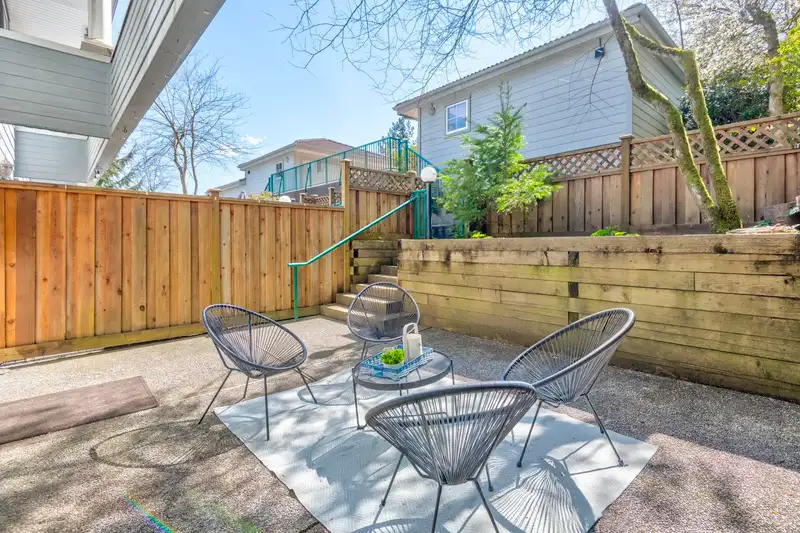 104 SHORELINE CIRCLE - photo 4 of 40