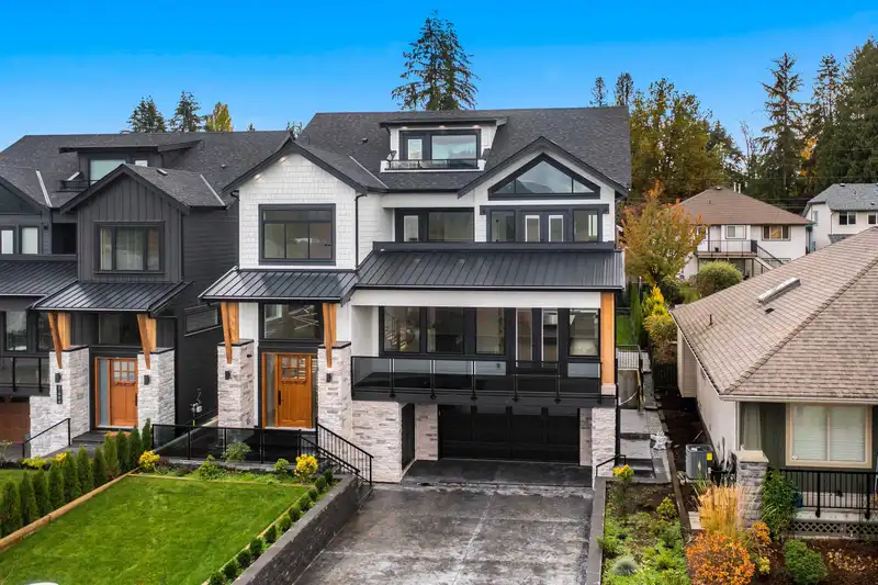 21980 ISAAC CRESCENT - photo 4 of 40