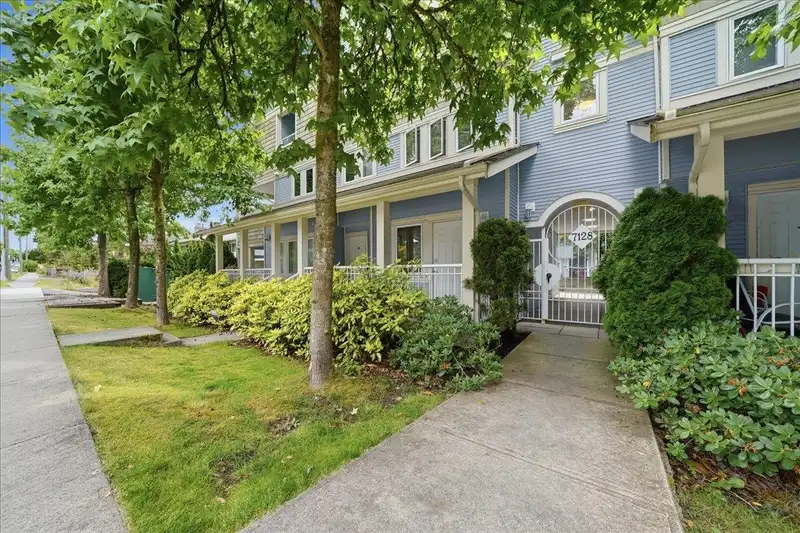1 7128 17TH AVENUE - photo 3 of 35