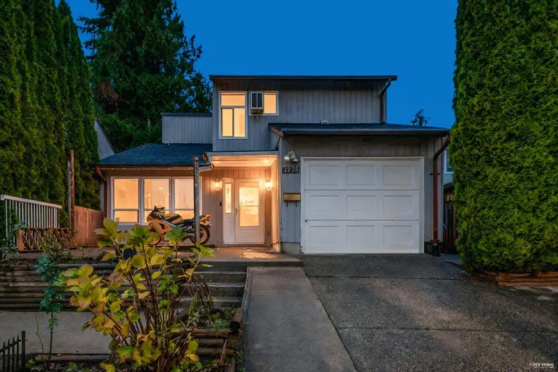 3235 DUNKIRK AVENUE - photo 3 of 25