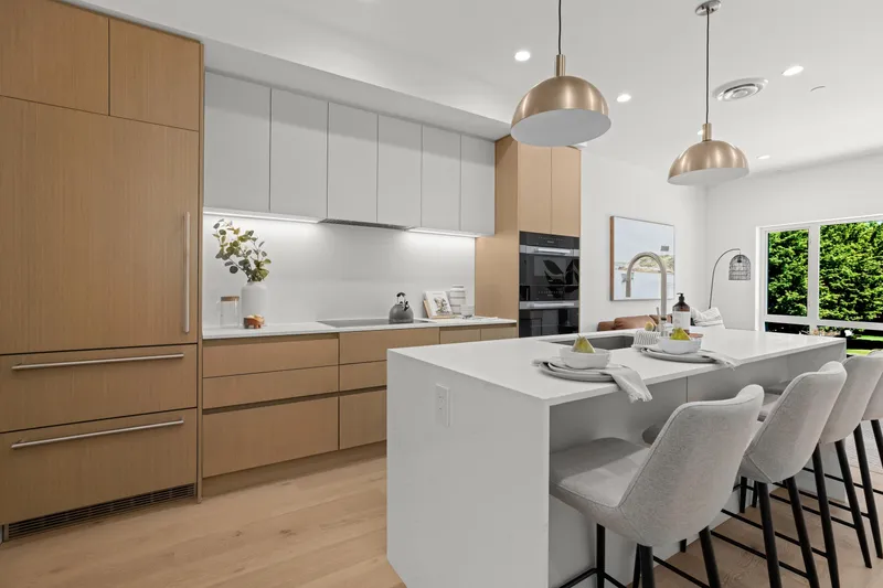 4813 LAUREL STREET - photo 3 of 20