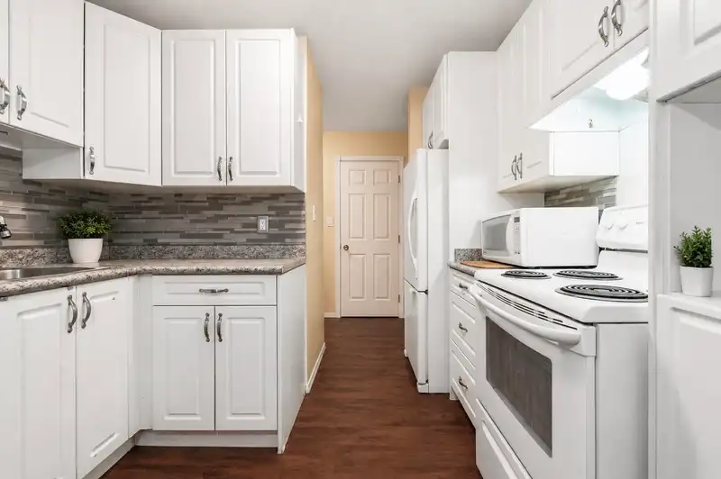 109 9175 MARY STREET - photo 1 of 29