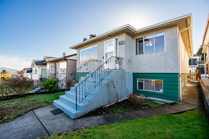 3038 CHARLES STREET - photo 2 of 25