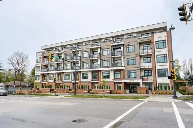 407 10616 132 STREET - photo 2 of 12