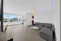 1201 8238 SABA ROAD - thumbnail 4
