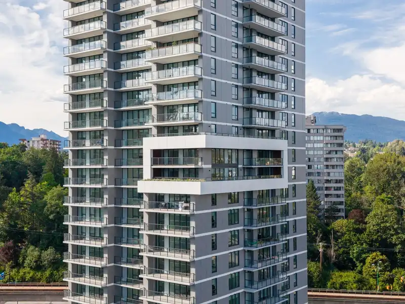 1506 2135 SPRINGER AVENUE - photo 2 of 33