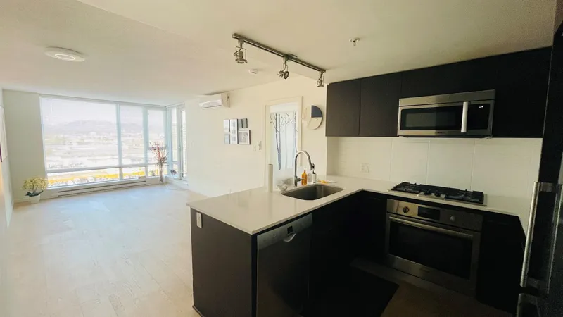 1107 7788 ACKROYD ROAD - photo 1 of 12