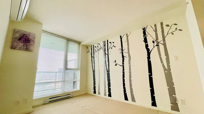 1107 7788 ACKROYD ROAD - photo 3 of 12