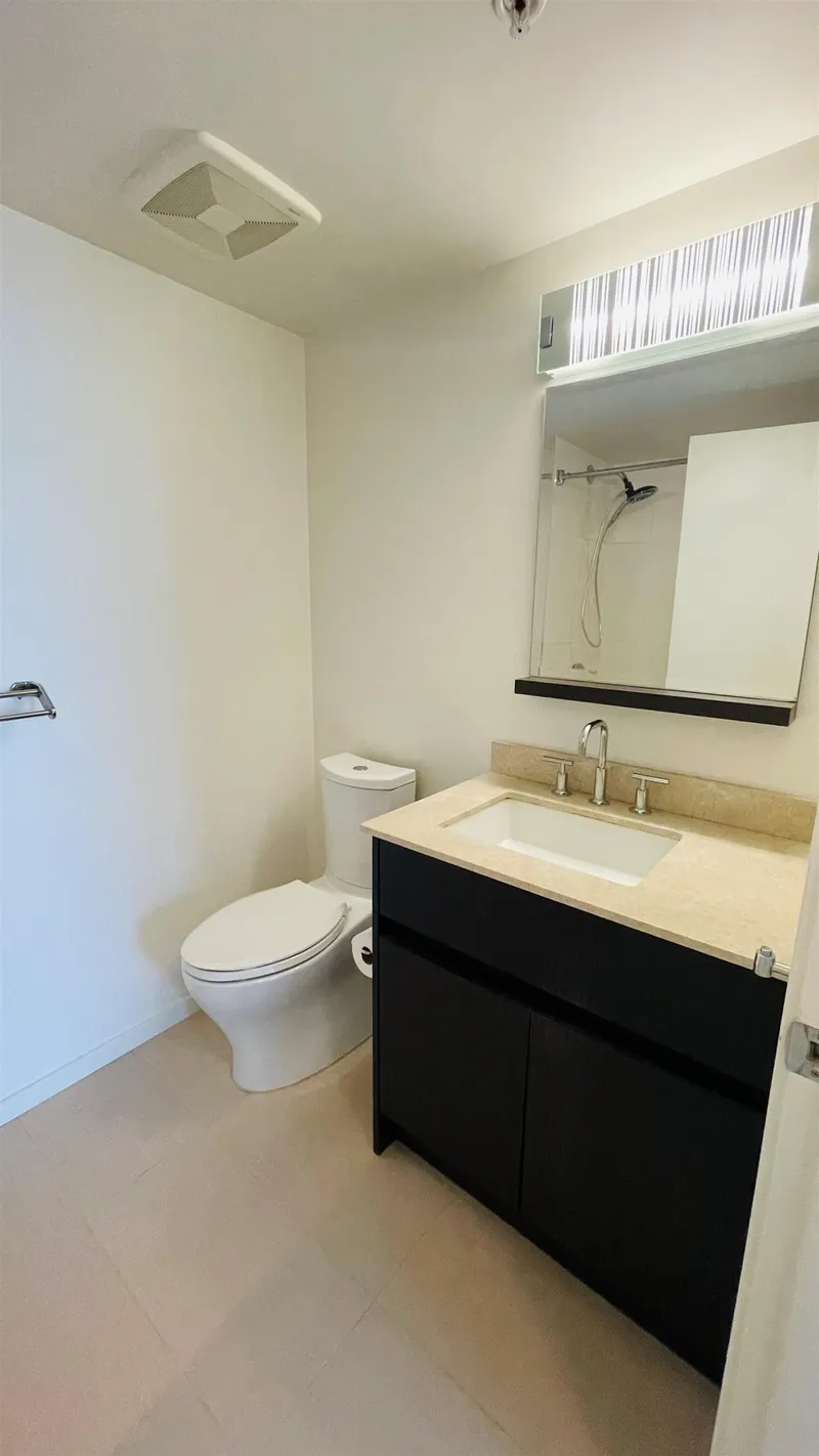 1107 7788 ACKROYD ROAD - photo 4 of 12