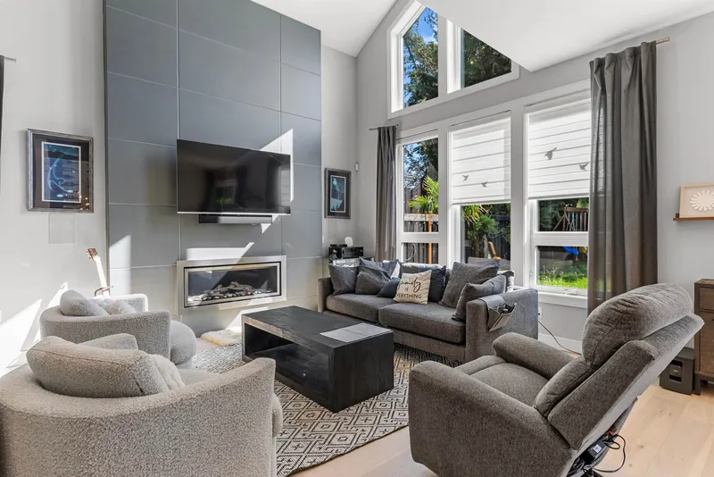 1668 DUNCAN DRIVE - photo 3 of 25