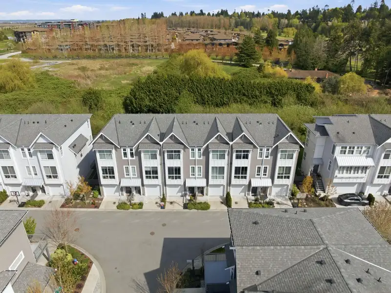 15 4726 ORCA WAY - photo 1 of 40