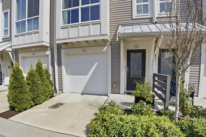 15 4726 ORCA WAY - photo 2 of 40