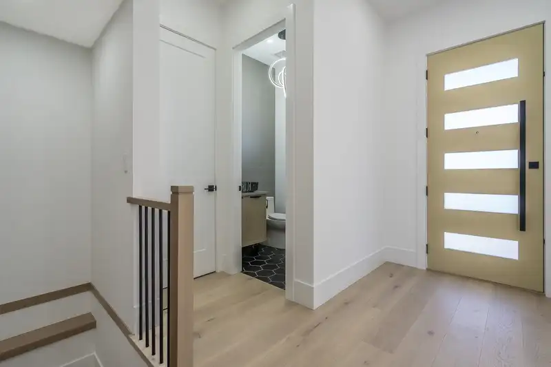 1741 MORGAN AVENUE - photo 4 of 40