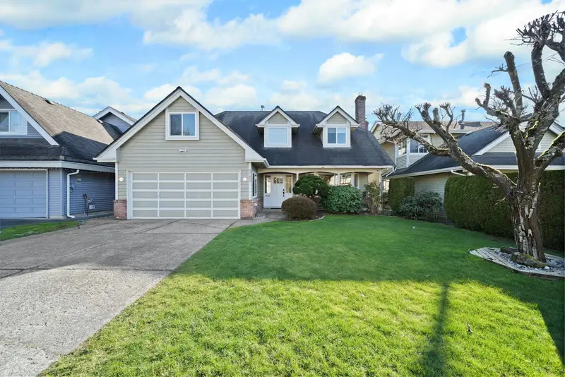 9780 DAYTON AVENUE - photo 1 of 25