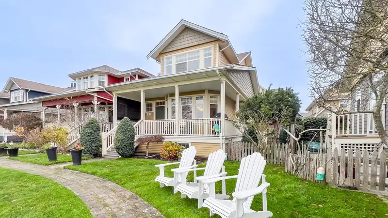 6 13400 PRINCESS STREET - photo 1 of 37