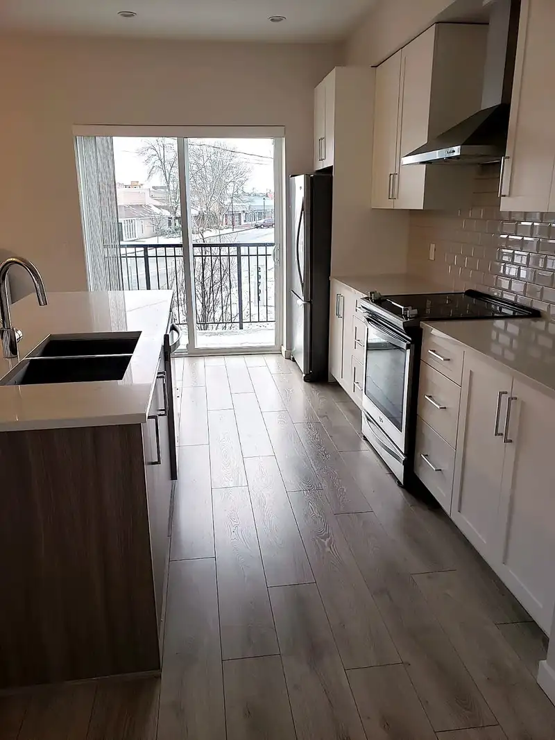 1 20723 FRASER HIGHWAY - photo 3 of 21