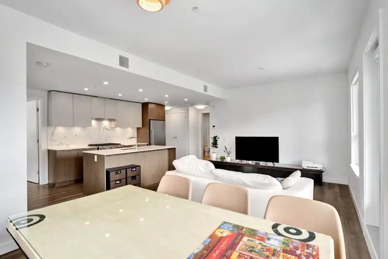 415 648 LEA AVENUE - photo 4 of 31