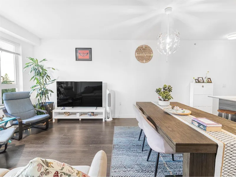 626 13963 105 BOULEVARD - photo 2 of 25