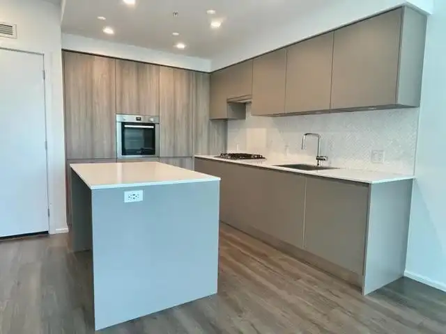 2202 3833 EVERGREEN PLACE - photo 4 of 32