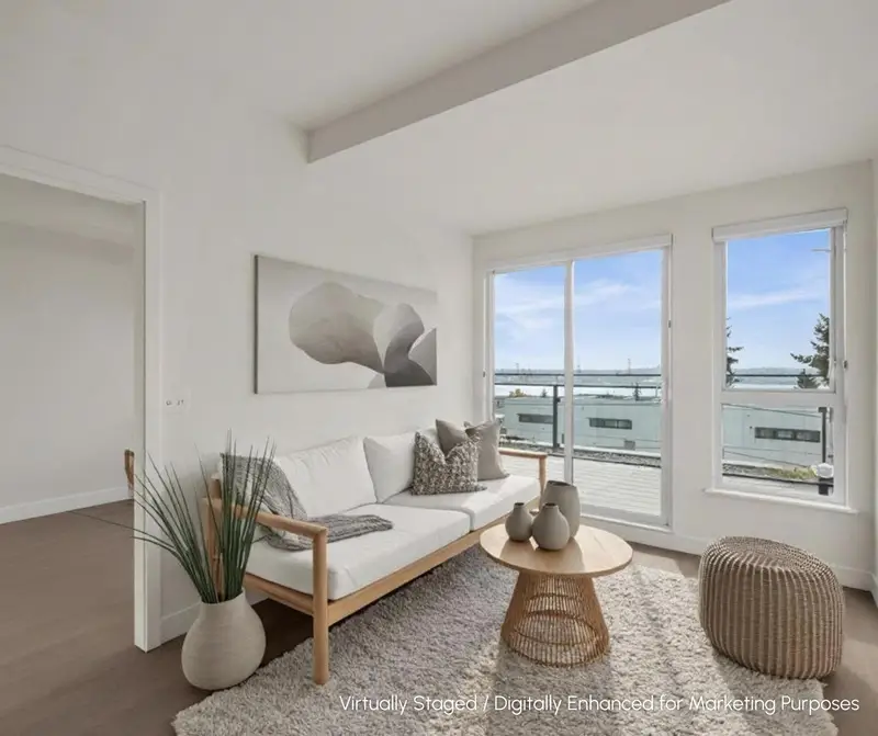 553 422 E 3RD STREET - photo 4 of 24