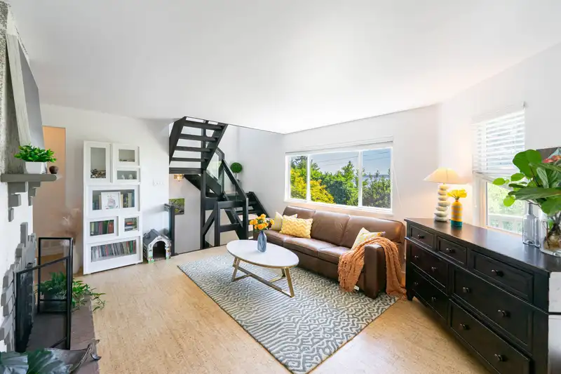 3341 MARINE DRIVE - photo 2 of 33