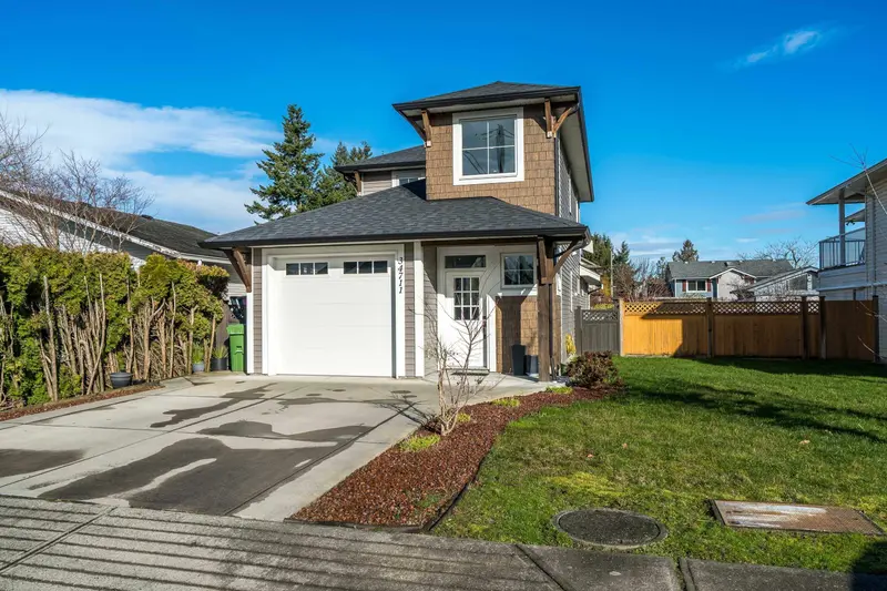 34711 2 AVENUE - photo 2 of 25