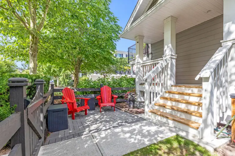 5 288 171 STREET - photo 4 of 40