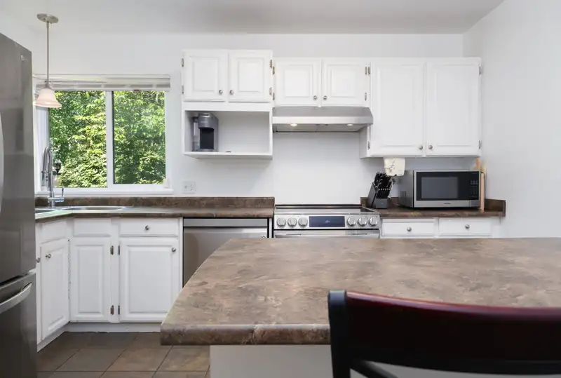 7503 WESTBANK PLACE - photo 4 of 36