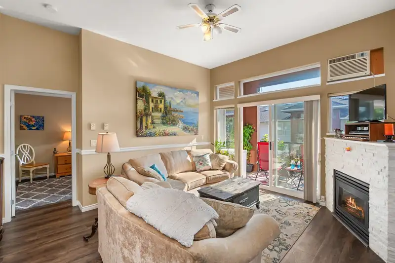 419 20259 MICHAUD CRESCENT - photo 3 of 16