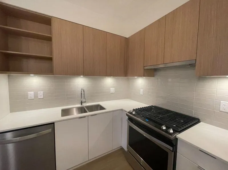 A610 6950 NICHOLSON ROAD - photo 4 of 14