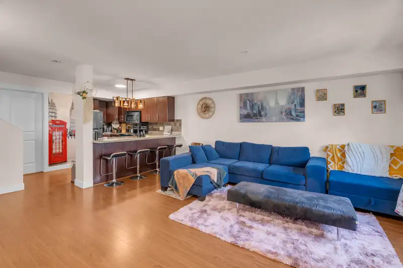 37 7428 14TH AVENUE - photo 4 of 13
