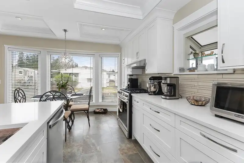 103 27111 0 AVENUE - photo 2 of 30