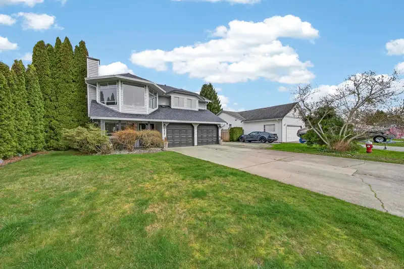 22947 123B AVENUE - photo 2 of 39