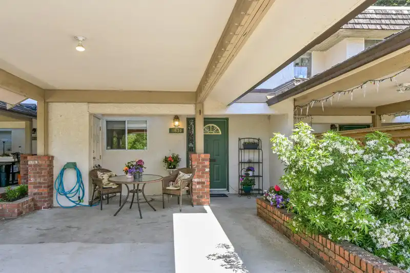 11670 RITCHIE AVENUE - photo 2 of 30