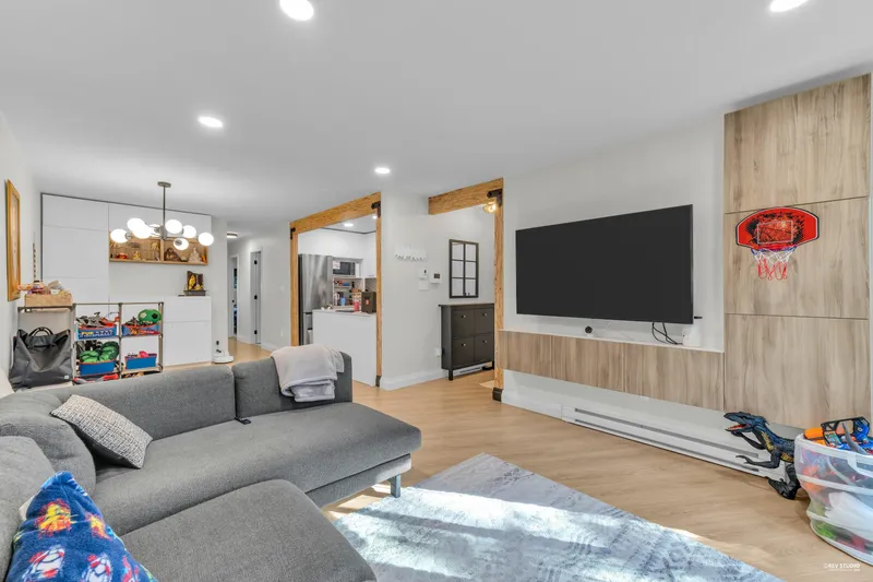 14826 Holly PARK LANE - photo 3 of 15