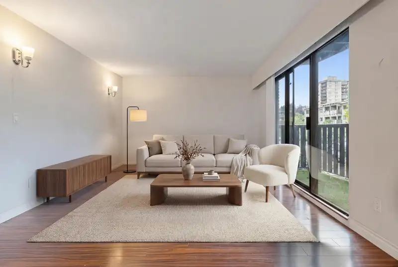 205 175 E 4TH STREET - photo 4 of 11