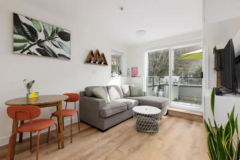 307 1718 VENABLES STREET - photo 2 of 19