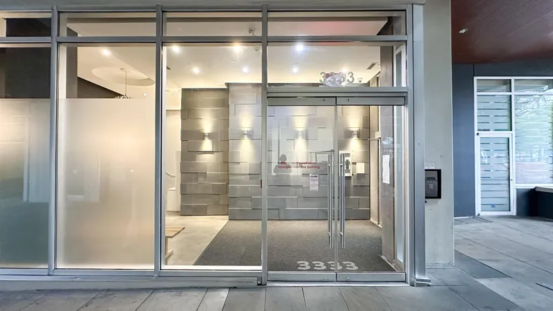 301 3333 MAIN STREET - photo 2 of 25