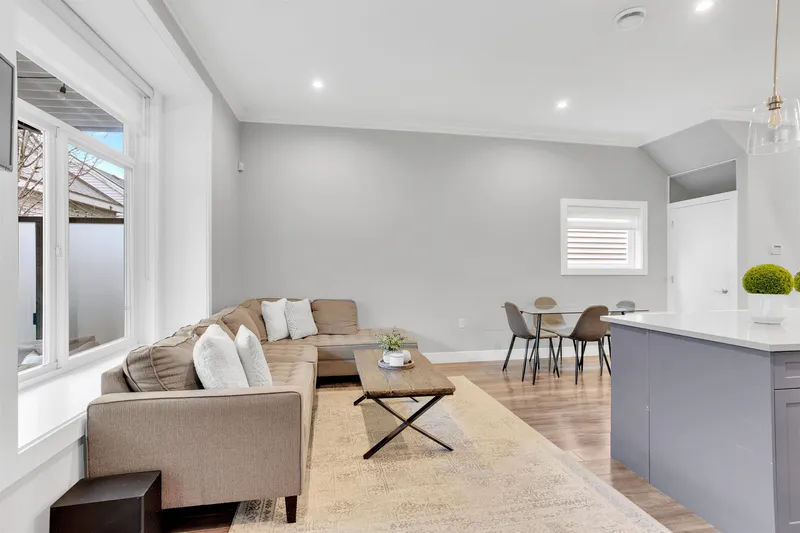 12991 59 AVENUE - photo 4 of 25